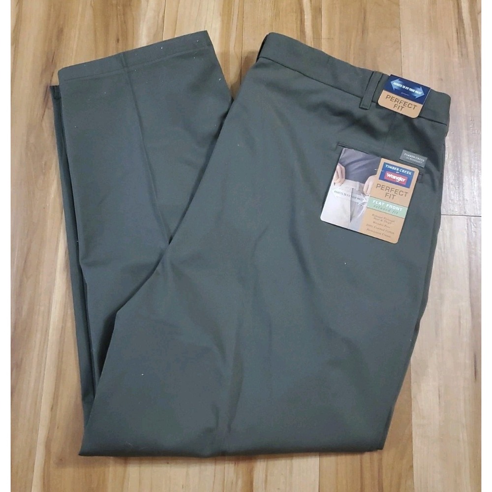 NEW Wrangler Timber Creek Perfect Fit Pants Mens 50x30 Flat Front Green Chino